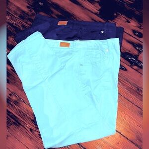 Crown & Ivy high rise skinny crop pants, 2 pair sz 18W. Navy blue and mint blue.